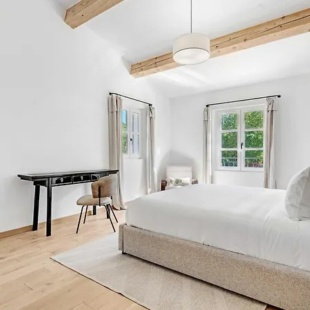 Exceptional Villa- Ac- 5br-10p- Baie Des Canebiers 别墅